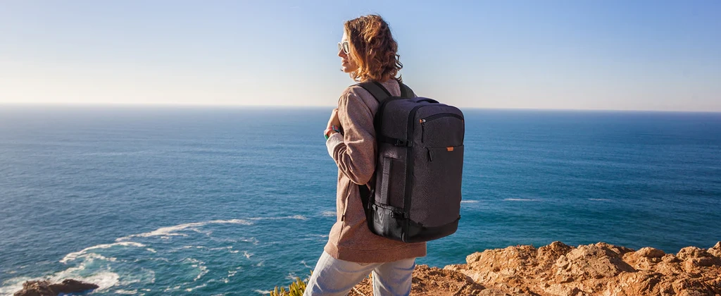 Balo-du-lich-inateck-expandable-carry-on-travel-backpack-cho-laptop-17-inch-bp03006-46l-30