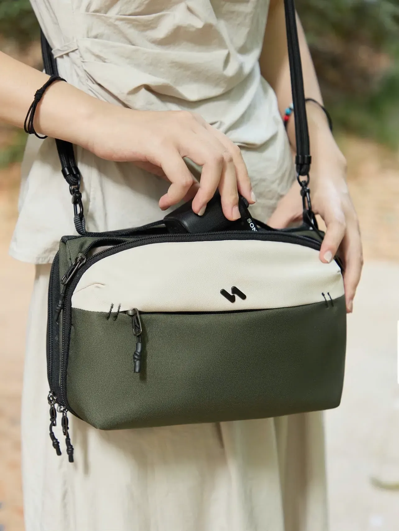 Tui-dung-phu-kien-inateck-versatile-water-resistant-accessory-abm34-02